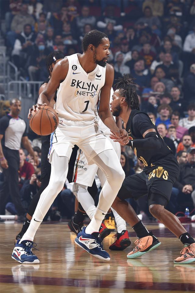 开云体育网址-篮网前途光明！，杜兰特新星表现优异表现突出赢得满堂喝彩-开云体育网址