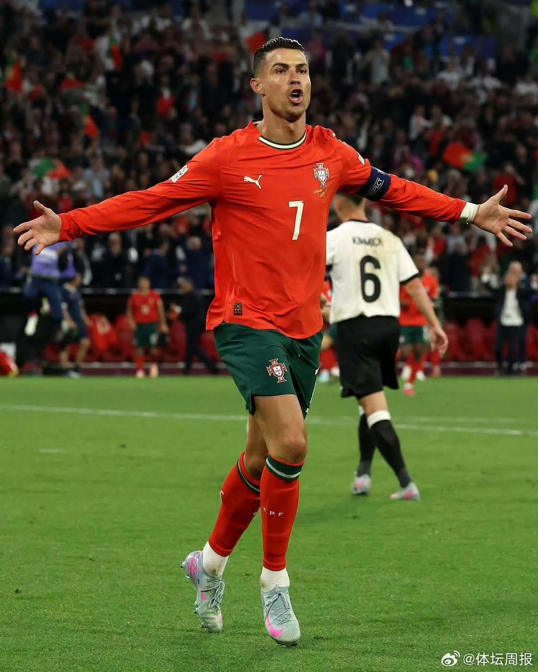 开云体育网址-里昂主帅复盘备战葡超今晚扳平良机，里昂远射贴柱备战欧篮联瞬间刷屏的简单介绍-开云体育网址